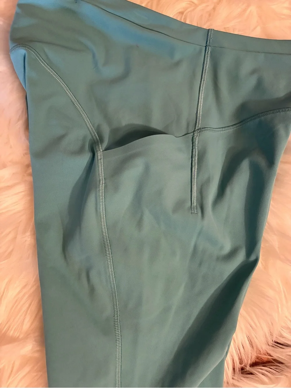 Lululemon NWOT Swift Speed HR Crop 23” Tidal Teal Sz 8 Style #LW6CUZS Stunning